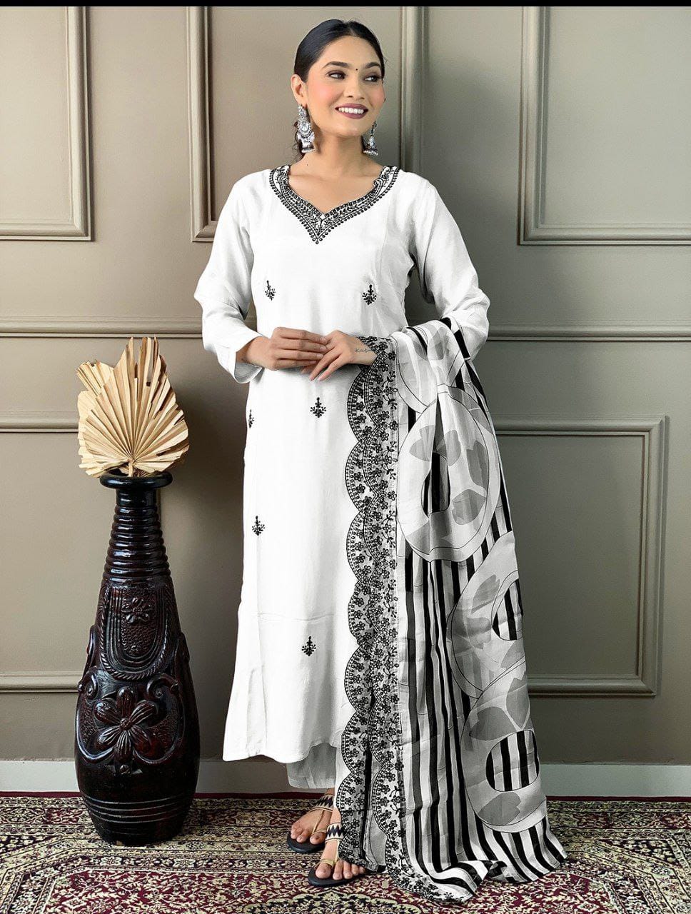 SI 125 Black And White Chanderi Viscose Embroidery Kurti With Bottom Dupatta Wholesale Online

